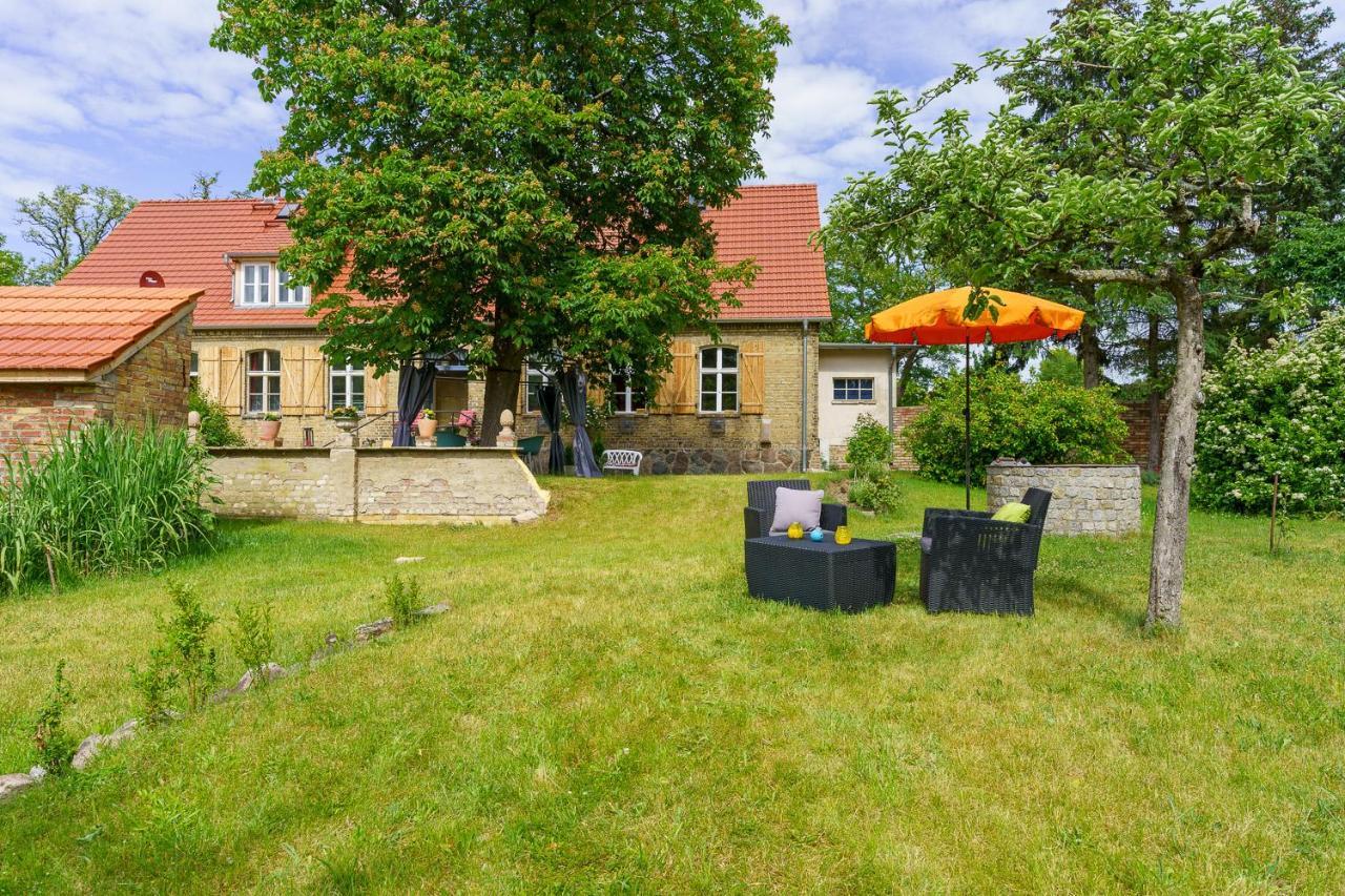 Amelrode Zu Altwarp